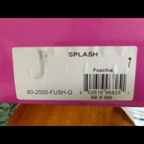 Adorable Corkys Fuchsia Rain boots. - Picture 7 of 8